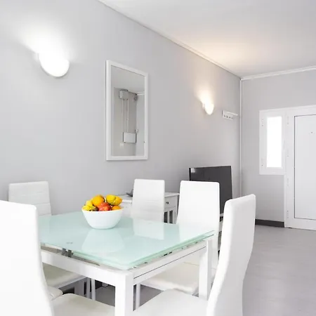 Holiday home Home2book Angy's Seaside Home, Candelaria
